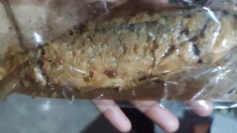 DIDUGA SAJIKAN MBG BERBELATUNG, SPPG JEPARA DISANKSI PENUTUPAN OLEH BGN