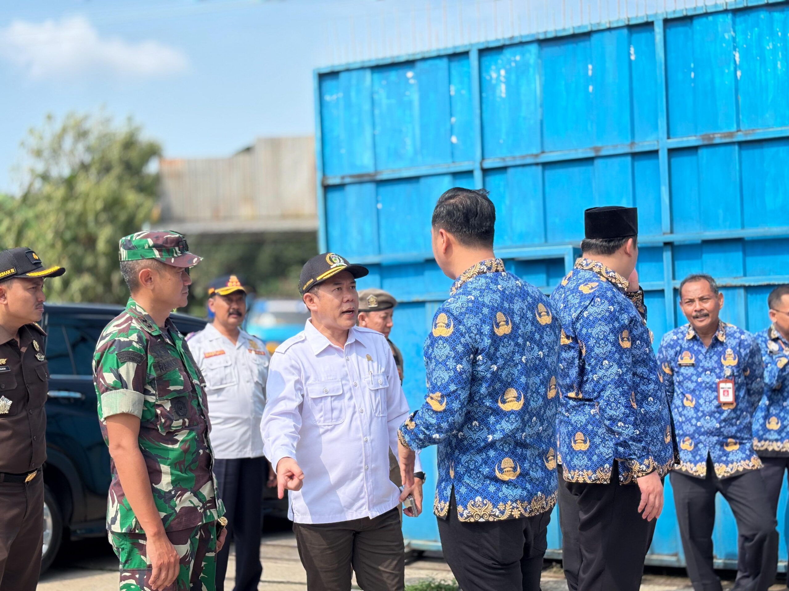 BERSAMA FORKOPIMDA KETUA DPRD JEPARA PANTAU PASAR DAN POS PENGAMANAN JELANG LEBARAN 2026*