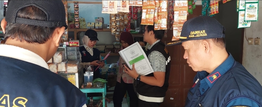 TIM GABUNGAN JEPARA GENCARKAN OPERASI GEMPUR ROKOK ILEGAL DI 16 KECAMATAN<br>