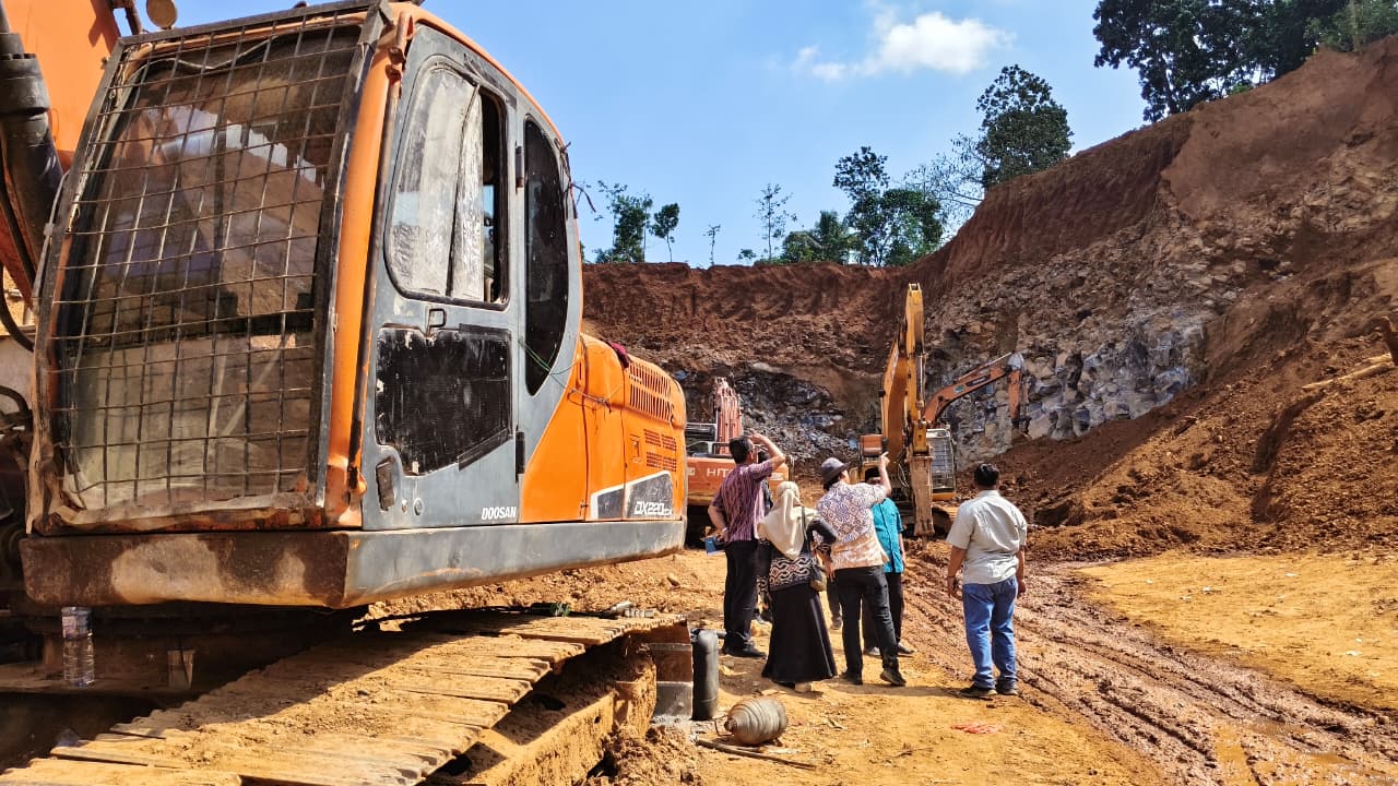 DUA TAMBANG BELUM BERIZIN DI PANCUR DIMINTA BERHENTI SELESAI INSPEKSI TIM GABUNGAN JEPARA<br>