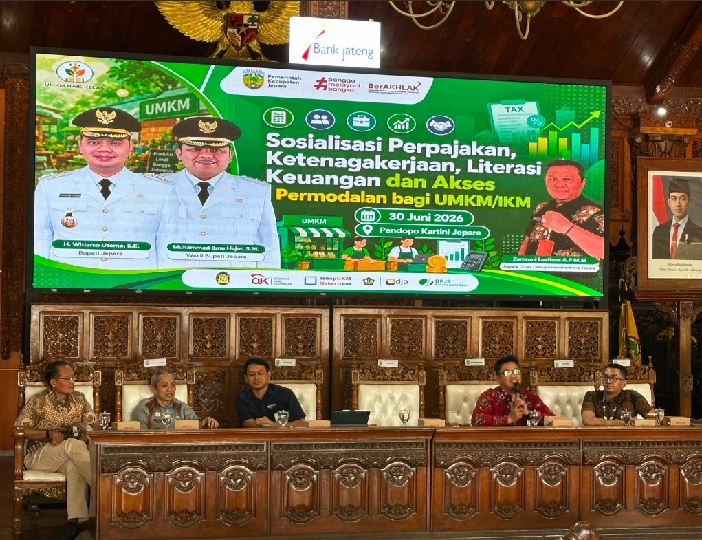 BUPATI JEPARA DORONG UMKM NAIK KELAS MELALUI PENGUATAN LITERASI KEUANGAN DAN KEPATUHAN USAHA<br>